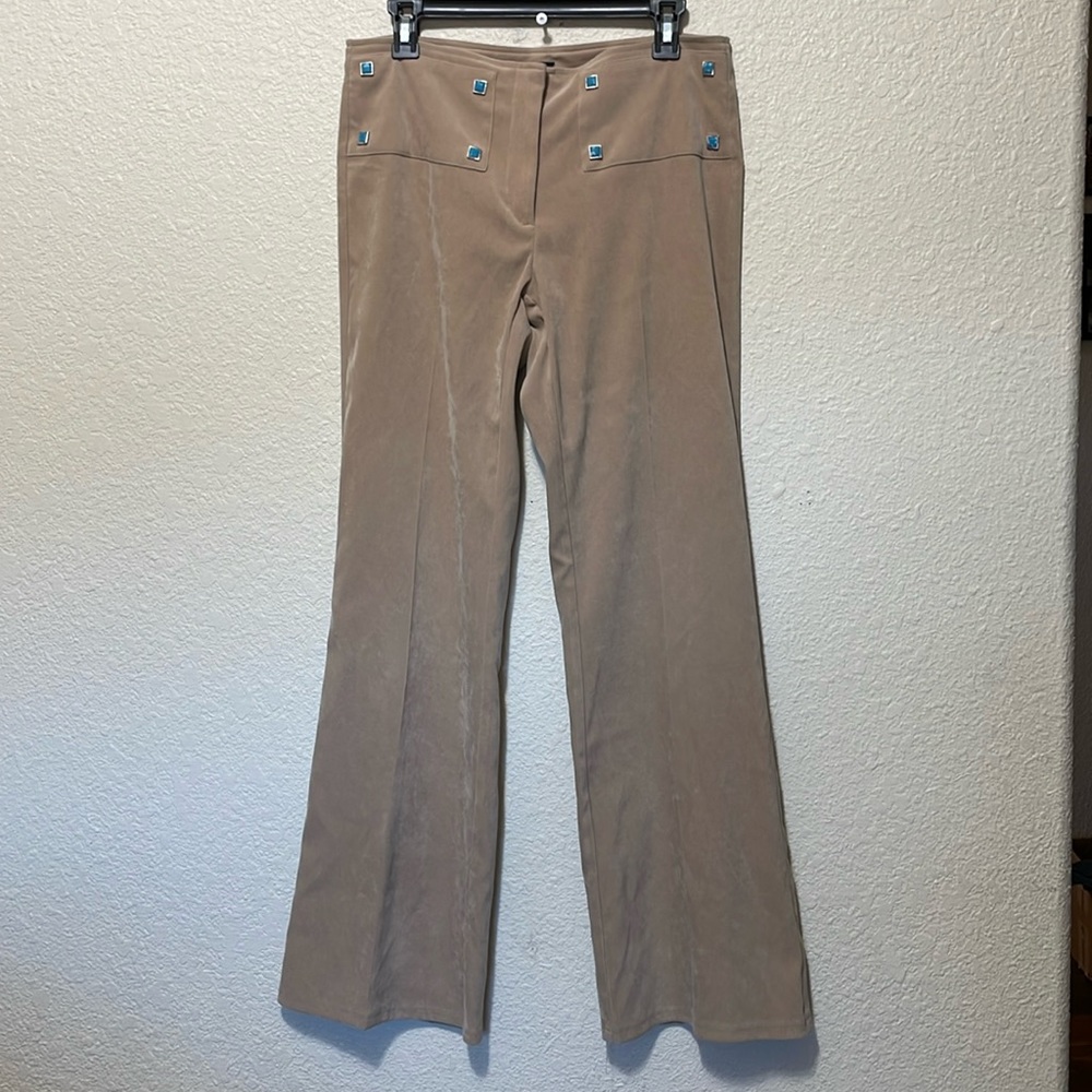 Vintage Blue Juniors Vintage Tan Flared Pants. Very Good Condition. Size 9.
